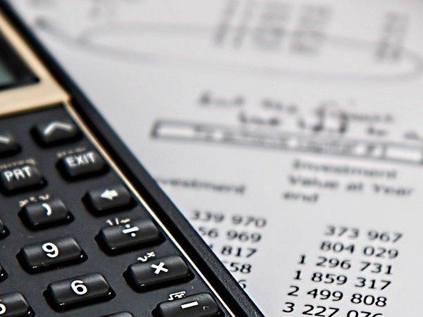 أثر تطوير معايير المحاسبة الدولية على نظم المعلومات المحاسبية