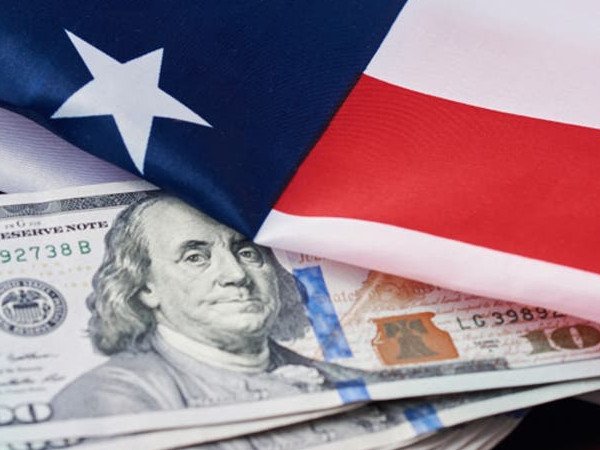 العمالة تتراجع… والأسواق تترقّب: تباطؤ سوق العمل الأمريكي يعيد رسم خريطة الاقتصاد العالمي