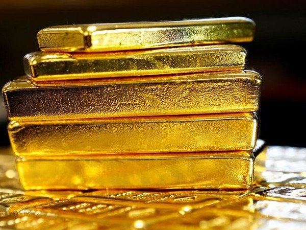 الذهب بين مطرقة التضخم وسندان الجيوسياسة