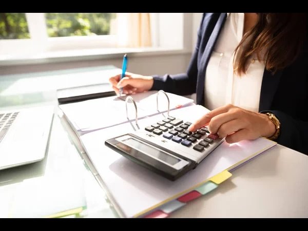 مطلوب من مصر محاسب خبرة في مجال التخليص الجمركي للعمل بالسعودية -الدمام